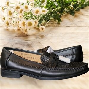 NUNN BUSH Men's Strafford Woven Tassel Loafers Black Size 9M New